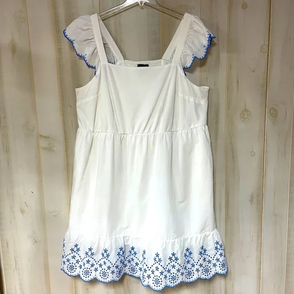 Lane Bryant | Dresses | Lane Bryant White Blue Dress Embroidered Pockets  Cotton Sz 2 | Poshmark